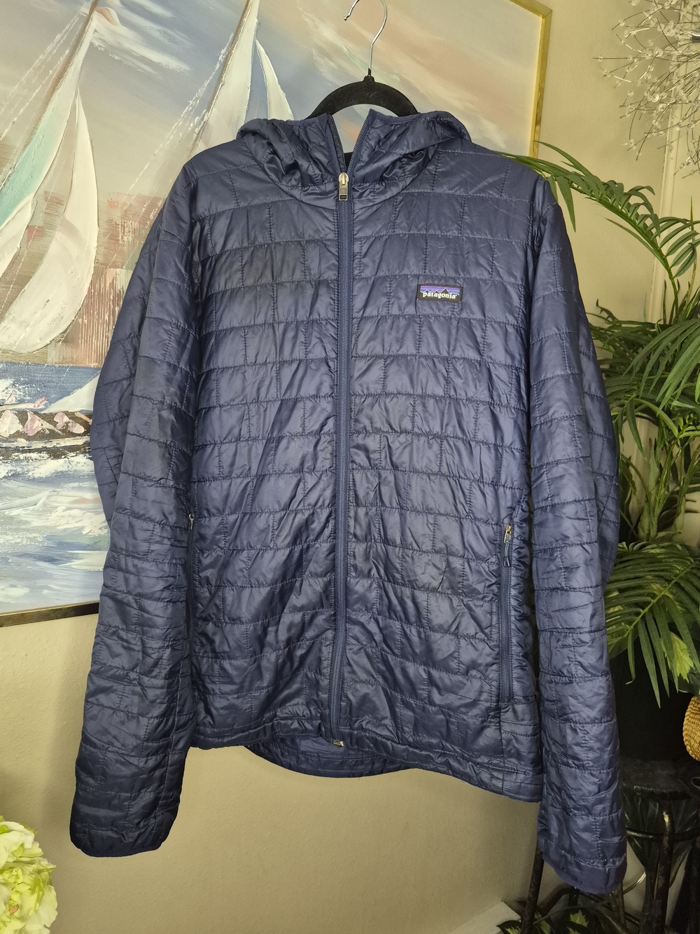 Patagonia Men's Navy Lightweight Hooded Puffer Jacket